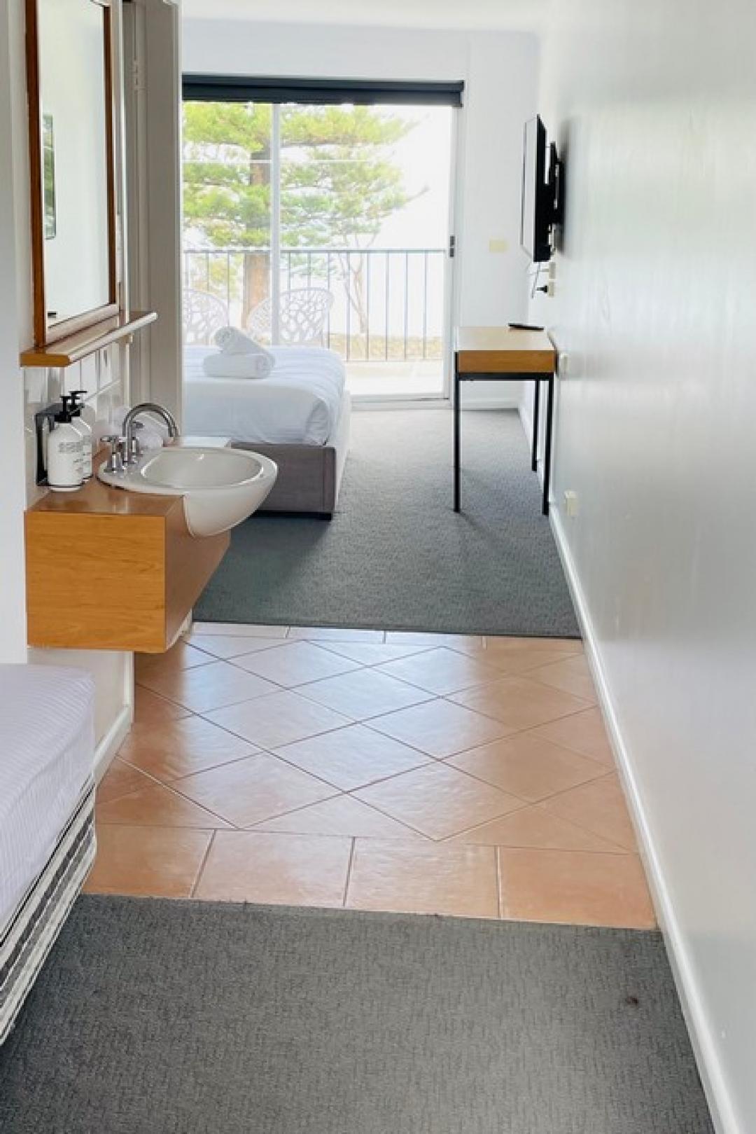 North Pier Hotel Official Site - Bay View Room